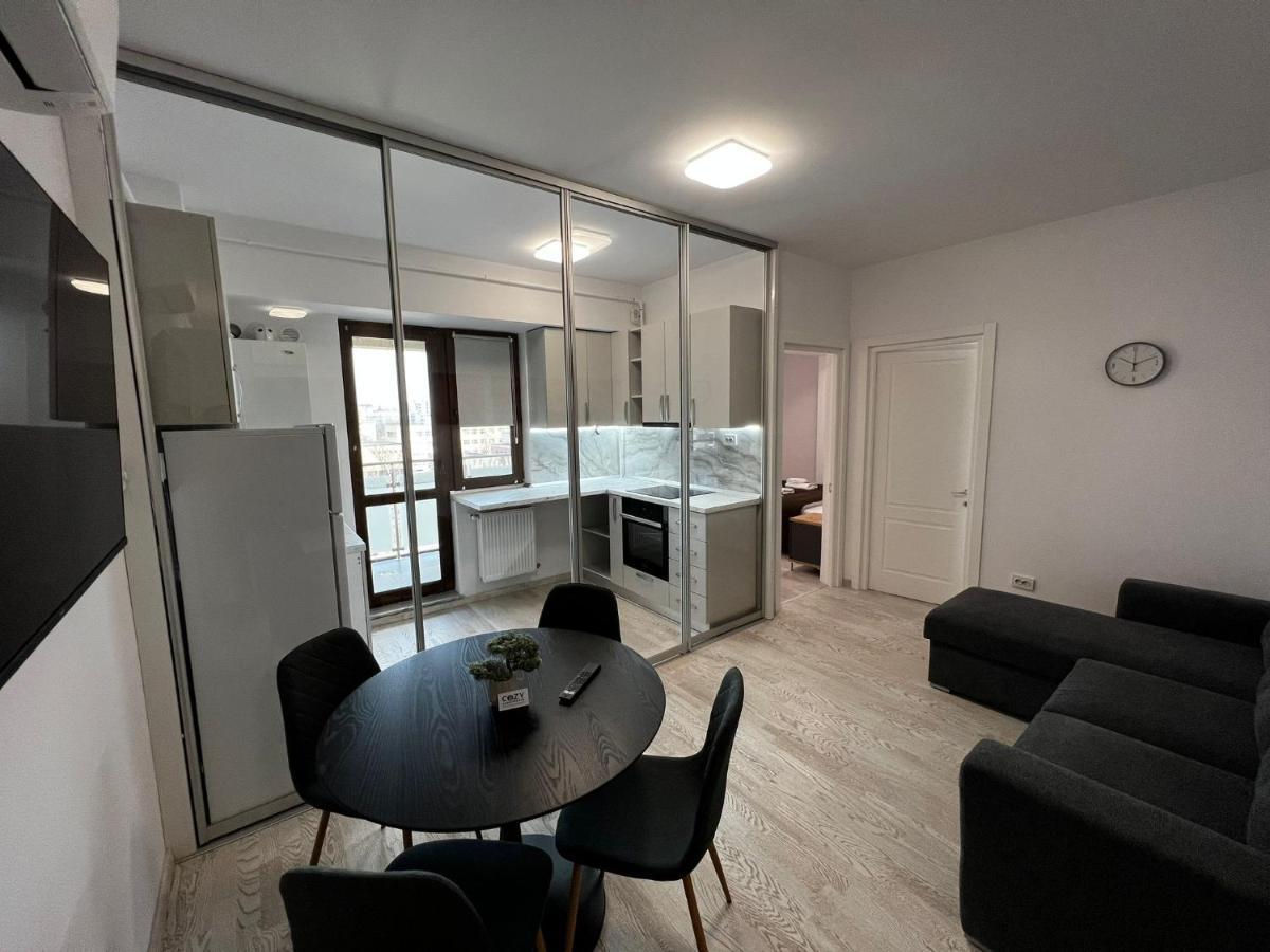 Cozy Apartments - City Center 雅西 外观 照片