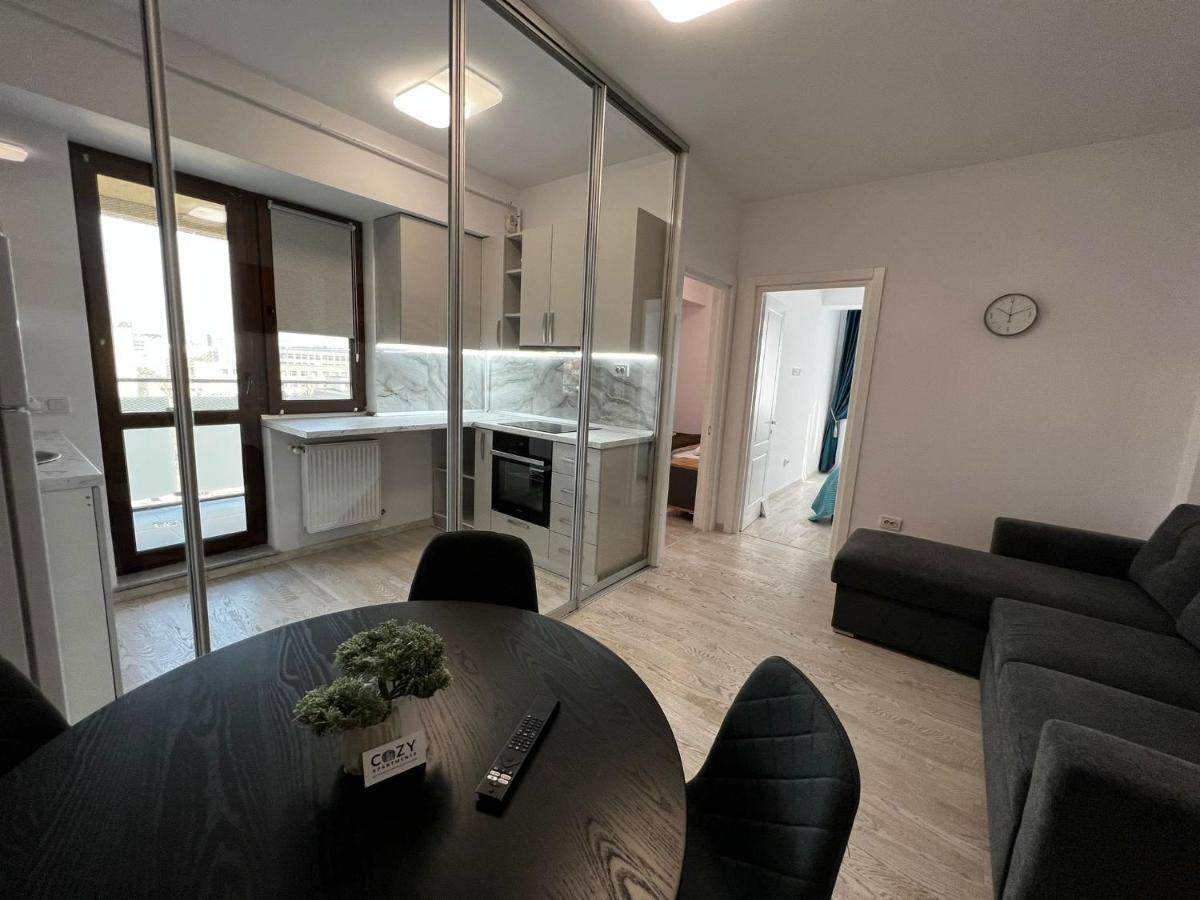 Cozy Apartments - City Center 雅西 外观 照片