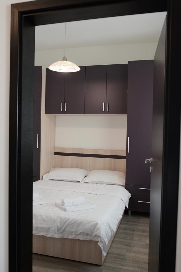 Cozy Apartments - City Center 雅西 外观 照片
