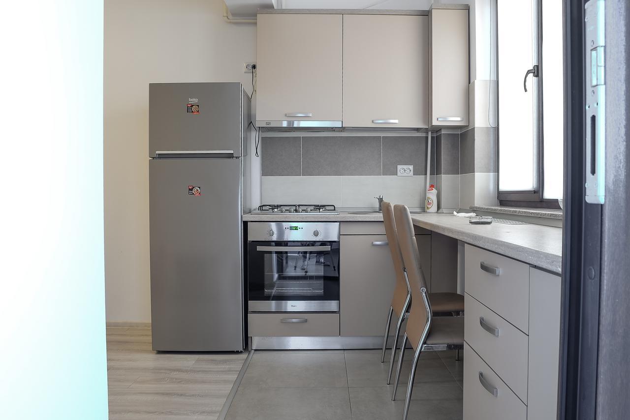 Cozy Apartments - City Center 雅西 外观 照片
